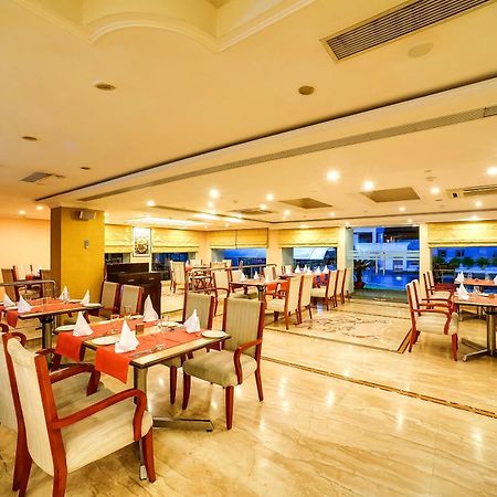 Royal Sarovar Portico סיליגורי מראה חיצוני תמונה
