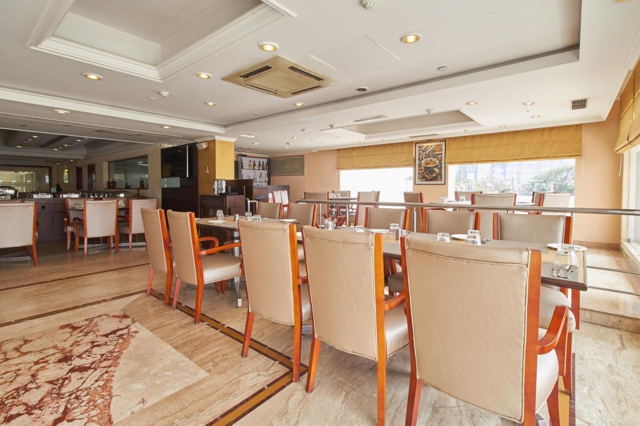 Royal Sarovar Portico סיליגורי מראה חיצוני תמונה