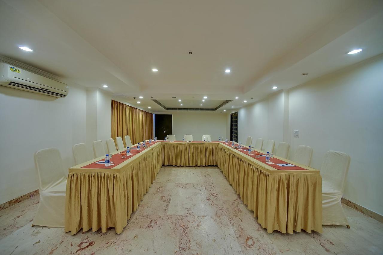 Royal Sarovar Portico סיליגורי מראה חיצוני תמונה