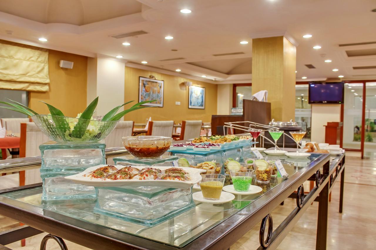 Royal Sarovar Portico סיליגורי מראה חיצוני תמונה