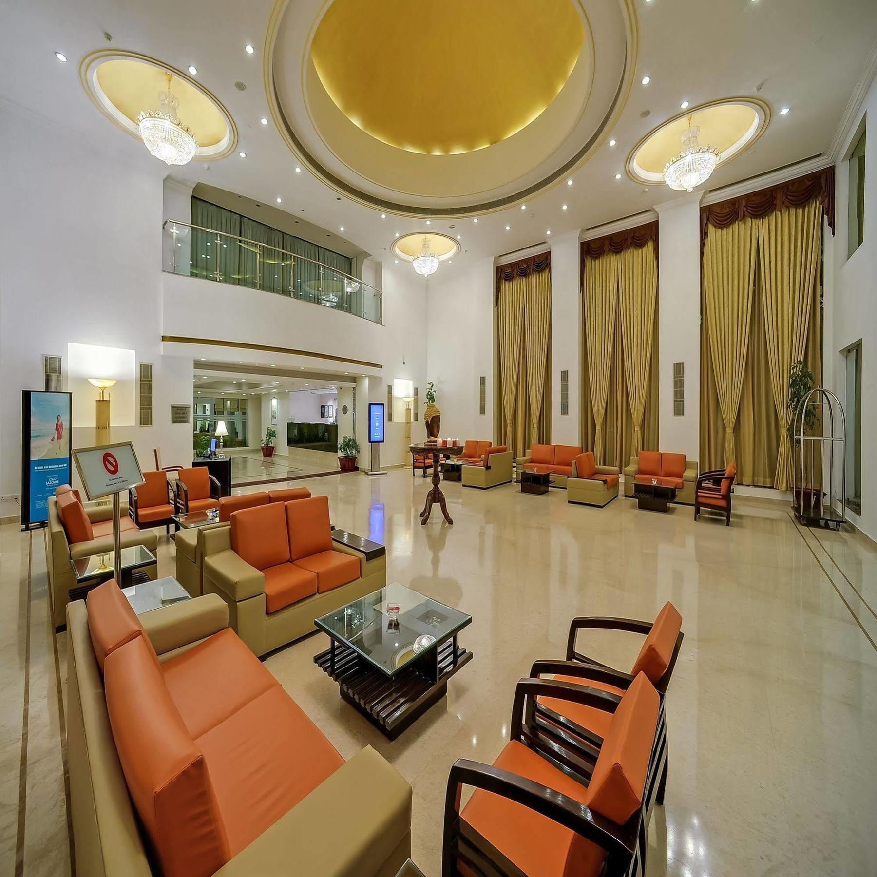 Royal Sarovar Portico סיליגורי מראה חיצוני תמונה